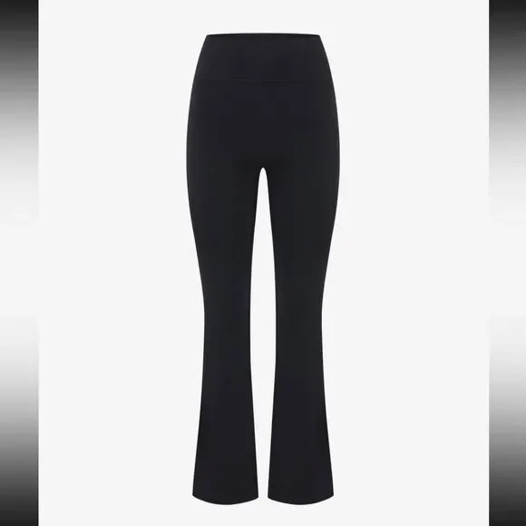 CSB Form Invisible Scrunch Flare Leggings Regular Size XS Black - Picture 4 of 4